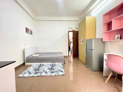Walk right through college gtvt with just 5 p walking