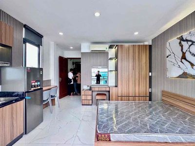 Renting Studio Full's apartment, the Tomorrow's balcony, them, Sala Shaomom
