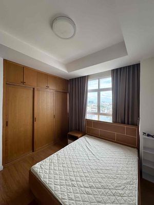 The owner of the plaza Republic rented three bedrooms full of furniture for 17 million and a half