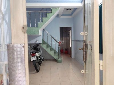 Rent three bedrooms on three sides of the alley, 1/ Ngô Gia Tự, 1894 2, District 10.
