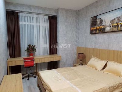 Rent three bedrooms, tall upstairs, 30 million a month high furniture.