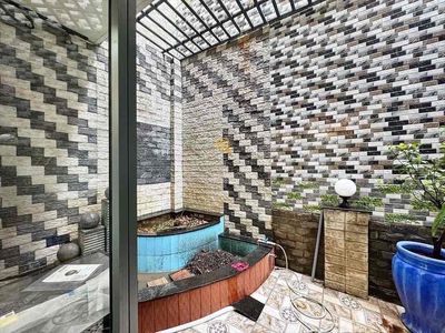 Rent an apartment. A garden bedroom, Bình Thạnh Center.