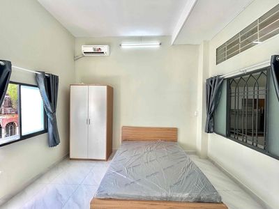 Tell Zhang of the Guardian a pauper's bedroom and a light bedroom, District Five.