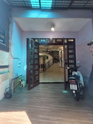 Let's rent a car alley house 1/ Lê Đức Thọ(4 x 15 m)-4 floor 6 bedroom 3 toilets - 15 million a month