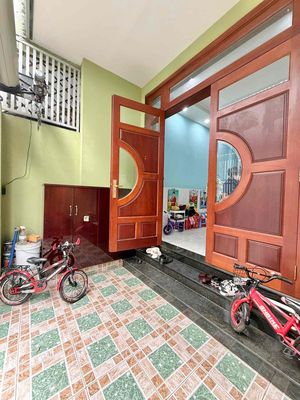 Three floors near the Great City 2 km, near Hiệp Bình Phước old ql13.