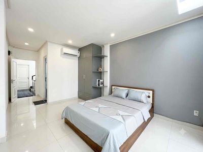 Rent a cheap Gò Vấp-priced balcony.