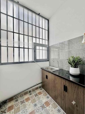 Rent a cheap Gò Vấp-priced balcony.
