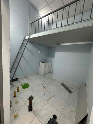 Room 0-0-Cộng Hoà - $3 million-7.