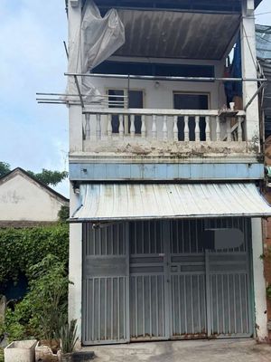 Rent a 4th grade An Phú Đông District 12.