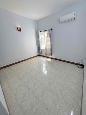 The air conditioning room is 20 meters wide open. Trần Thị Nơi. Redfern 4. District 8