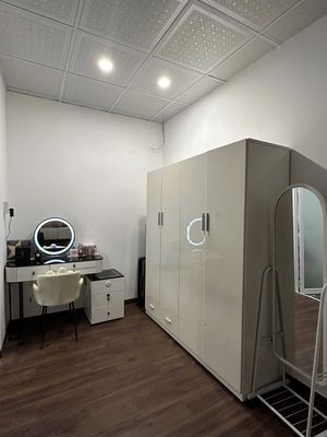 Rent a new Kinh Dương Vương, 15 million.