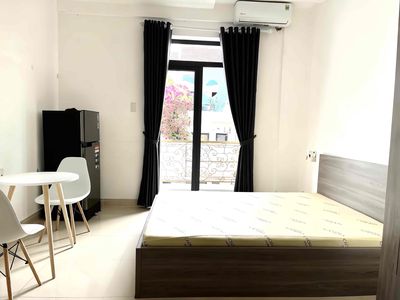 We have a 35-foot-two new balcony ready by Hoàng Hoa Thám by Q's tree market.