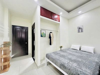 Tân Bình balcony-- just upstairs 1-- just 200 M from the airport.