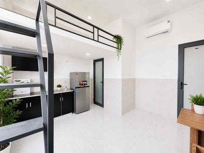 apartments with windows - open windows - full furniture