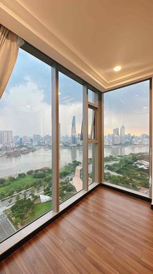 A lot of rooms rent one bedroom per 18 million, two bedrooms per 20 million, three bedrooms per 30 million, four bedrooms...