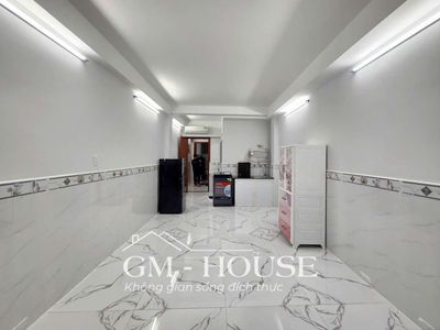 apartment 30 m2 Full Seven right at Vũ Tùng, near the Wheels.