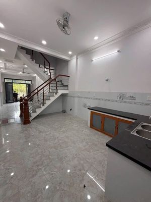 Renting a three-story apartment, nice 5th Street Thới An District 12.
