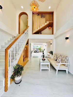 Rent 5 meters of Divern 6 bedrooms in Thống Nhất 18 million.