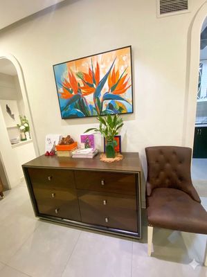 Rend the high-end cabinet of valora.