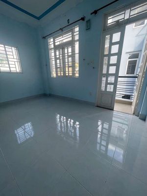 Rent the new house, set up a three-story set,  cmt8715 district 10.