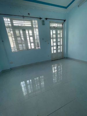 Rent the new house, set up a three-story set,  cmt8715 district 10.