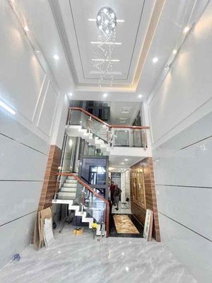 5th floor, 6th floor, 7 toilets, elevators, Tân Kỳ Tân Quý.
