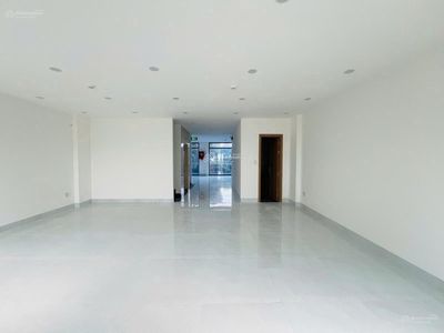 Rent a court of Trương Văn Bang, tt Thạnh Mỹ Lợi prices from 50 million a month.