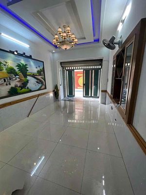 Hext basic interior home through four bedrooms.
