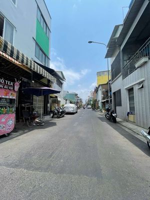 1-3 Level Cho Rent full of furniture, parking car