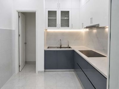 1-3 Level Cho Rent full of furniture, parking car