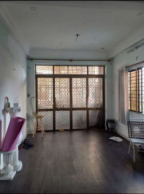 New House 1 M 3 roof - 3 bedroom wide, 4 v, 3 th2 district 10