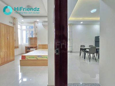 Right on the right price - clear room 1 bedroom