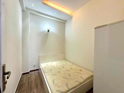 The two bedrooms are full of furniture right off Hoàng Sa County 3 which are not confined to the population.