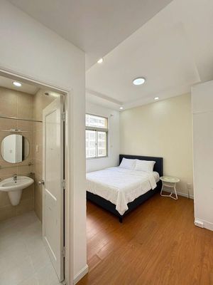 Rent the Sky Panzoren apartment - 3 bedrooms - 19 million.