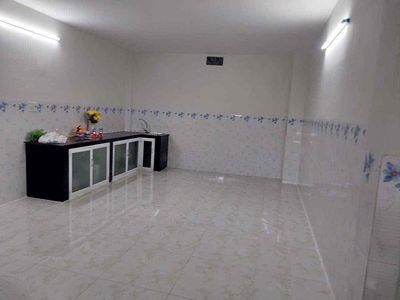 It's in the middle of nowhere -- a nice two-story bedroom, four-room bathrooms, plus vpty.