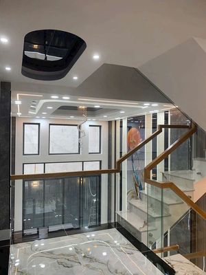 The new house is 100% up and down 3 floors of the 26th floor.