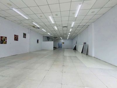 Business-Advance House - Horizontal 8 M