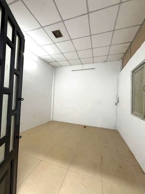Business-Advance House - Horizontal 8 M