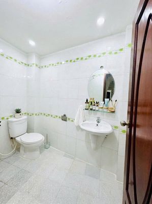 Room 489 Huỳnh Văn Bánh, Phú Nhuận