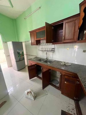 Fourth floor bedroom 3 car toilets near 4 mk pla district 9