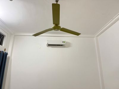 Rent room.