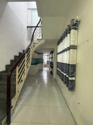 Sd 99 meters, 2 bedrooms, 2 toilets, 3 G alley. Nine and a half million. Phú Nhuận