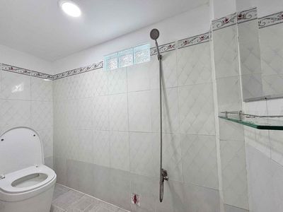 Rent for the Royal High Room near the University of Public Business in Constitutional College.