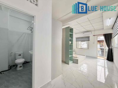 Service apartment, cool big windows, comfortable