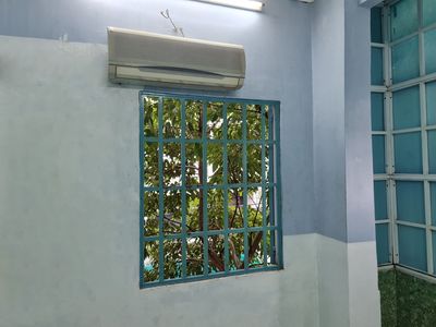Cheap room at the blue row 180-xvlt