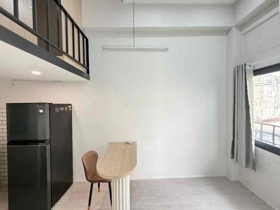 Rooms with guards, clean, cool, empty rooms. One room in one room.