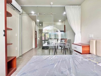 The apartment separated the big window kitchen right out of the toilet.