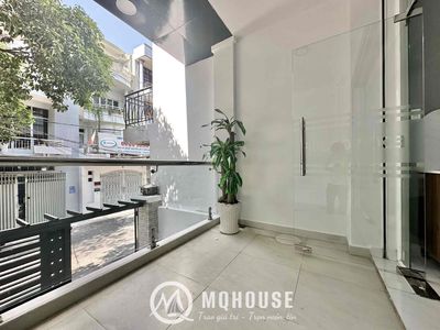 balcony apartment + private aisle - full interior right cv the cv letter