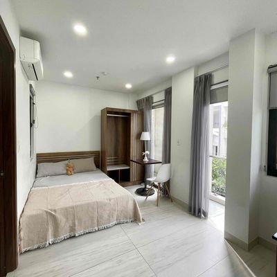 Rent a studio near industrial college, Phạm Văn Chiêu College.