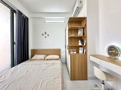 apartment one with a super-duper Xô Viết Nghệ Tĩnh balcony, bt